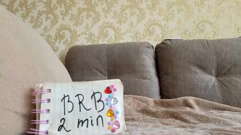 Elly at Home online show from 03/09/25, 12:20