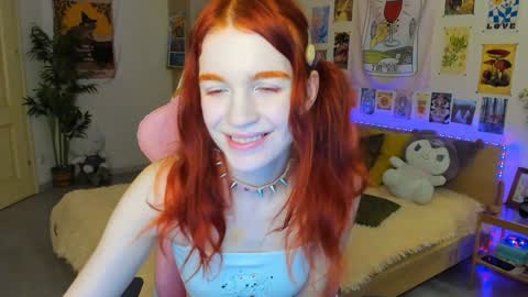 Snapshot of elly_milas chatting on 01/12/25, 10:45 Elly     Fansly  online show from 01/12/25, 10:45