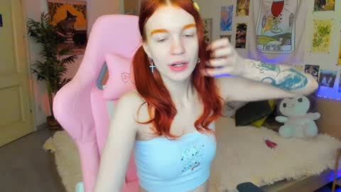 Snapshot of elly_milas chatting on 01/26/25, 09:51 Elly     Fansly  online show from 01/26/25, 09:51