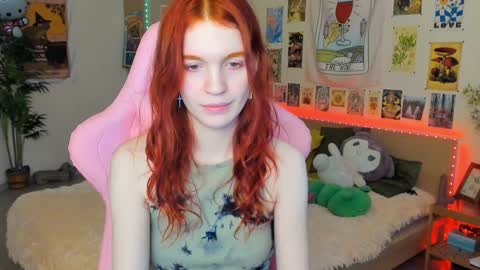 Snapshot of elly_milas chatting on 02/02/25, 08:57 Elly     Fansly  online show from 02/02/25, 08:57