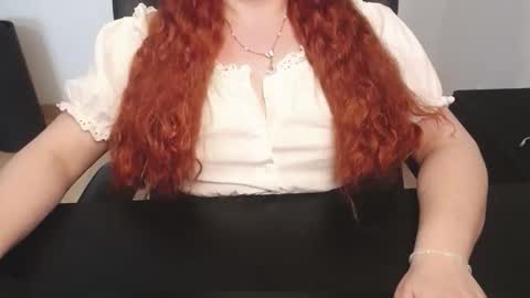 Elly online show from 04/19/26, 04:28