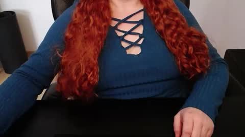 Elly online show from 04/21/26, 03:07