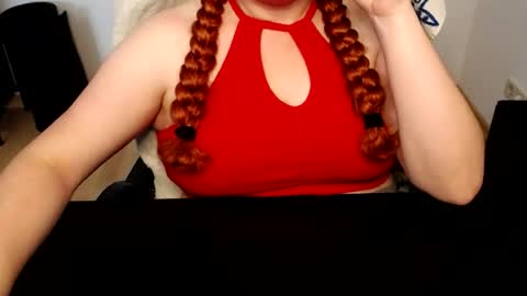 Snapshot of elly_petite chatting on 07/07/26, 07:23 Elly online show from 07/07/26, 07:23
