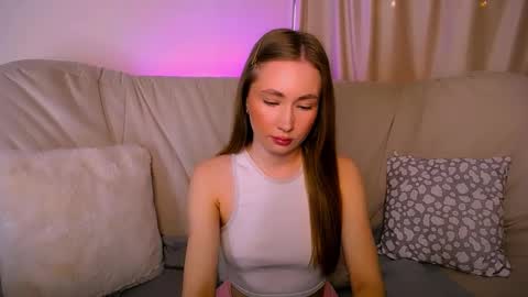  Elly  online show from 03/28/26, 03:17