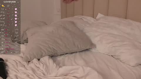 Elly online show from 03/07/25, 04:55