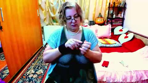 ellyhot53 online show from 12/21/25, 03:41