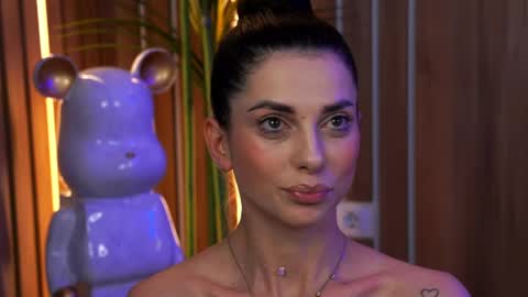 Elly online show from 04/20/26, 07:26