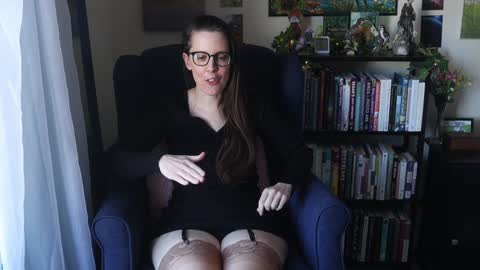 Elly Naomi online show from 01/19/25, 07:15