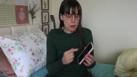 Snapshot of ellynaomi chatting on 05/02/26, 05:18 Elly Naomi online show from 05/02/26, 05:18