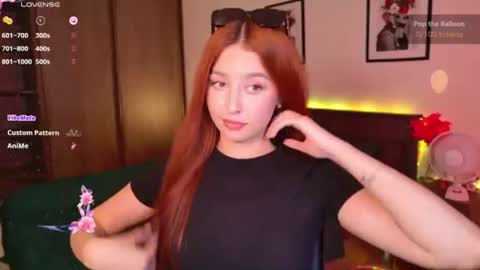 Snapshot of ellypeach chatting on 06/16/26, 11:57 EllyPeach online show from 06/16/26, 11:57