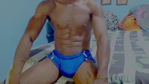 elmiltonnjakee online show from 02/02/26, 06:45