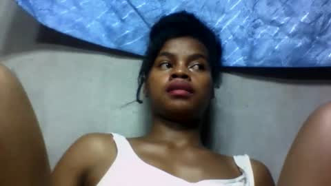 Snapshot of elodie228680 chatting on 05/24/26, 05:51 elodie228680 online show from 05/24/26, 05:51