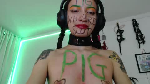 Chelsea  Please help me to reach 100 thumbs up online show from 01/22/25, 01:20