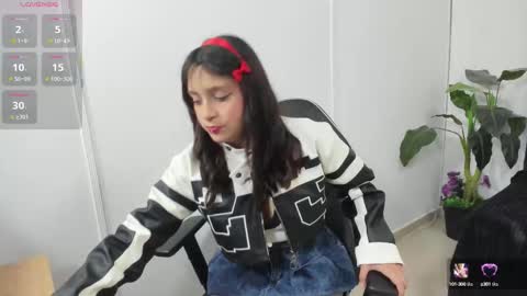 ELOISE  online show from 10/20/25, 11:32