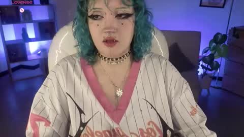 Eloise  . online show from 01/13/26, 04:29