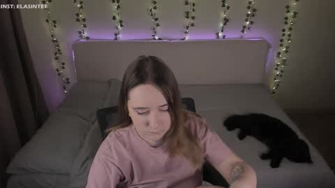 Ela give me a thumbs up if you like it  and this is important for the development of the account online show from 03/05/26, 08:38