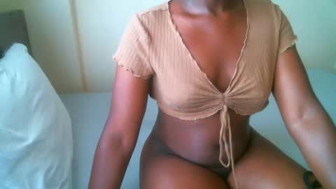 Elphaba online show from 12/18/25, 10:43