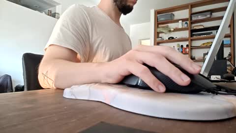 elriclust online show from 04/04/26, 06:38