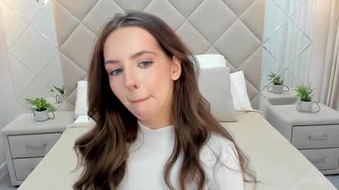 elsa_carterr online show from 03/04/25, 09:29