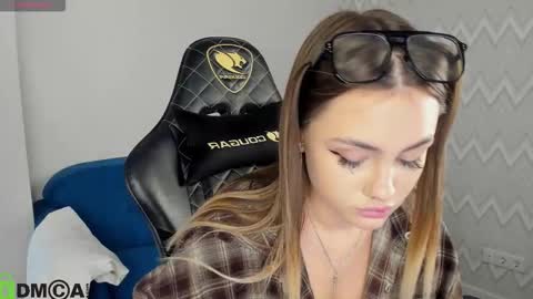 elsa_carterr online show from 11/12/25, 01:11