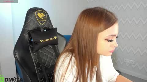 elsa_carterr online show from 11/26/25, 11:22