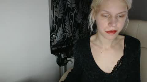 Snapshot of elssa_rush chatting on 03/01/25, 05:05 elssa_rush online show from 03/01/25, 05:05