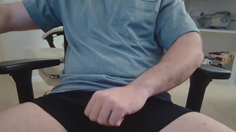 Snapshot of eltanke2206 chatting on 02/10/25, 06:03 alexgarg online show from 02/10/25, 06:03