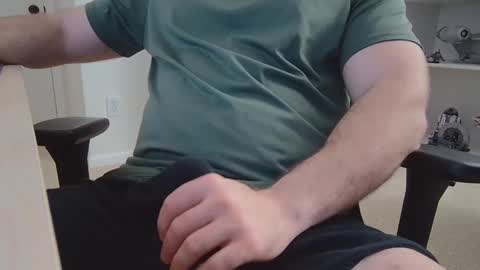 Snapshot of eltanke2206 chatting on 03/11/25, 07:14 alexgarg online show from 03/11/25, 07:14