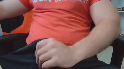 Snapshot of eltanke2206 chatting on 11/07/25, 07:47 alexgarg online show from 11/07/25, 07:47