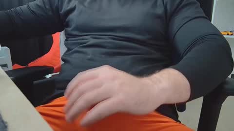 Snapshot of eltanke2206 chatting on 12/22/25, 07:44 alexgarg online show from 12/22/25, 07:44