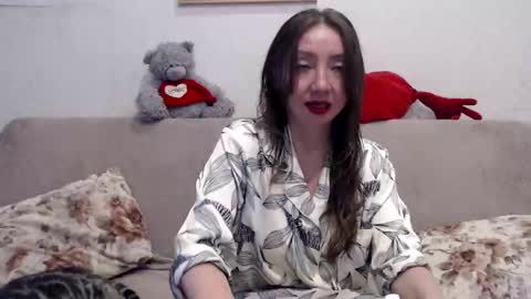 Snapshot of elvinasweet chatting on 03/22/26, 01:20 ElvinaSweet online show from 03/22/26, 01:20