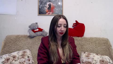 Snapshot of elvinasweet chatting on 04/16/26, 01:39 ElvinaSweet online show from 04/16/26, 01:39
