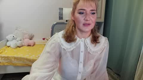 Snapshot of elviraforyou chatting on 12/06/24, 07:54 Elvira online show from 12/06/24, 07:54