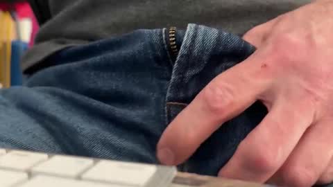 Elvis online show from 02/15/26, 10:50