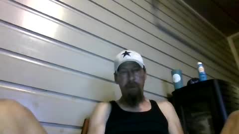 Snapshot of elwooood7 chatting on 07/05/26, 10:22 elwooood7 online show from 07/05/26, 10:22