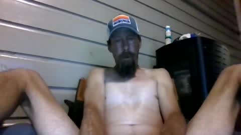 Snapshot of elwooood7 chatting on 08/01/26, 11:31 elwooood7 online show from 08/01/26, 11:31