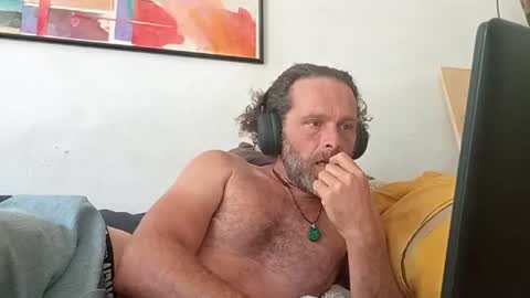 elyjahoye online show from 06/12/26, 11:20