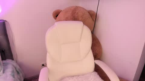 Ross online show from 04/10/26, 08:13