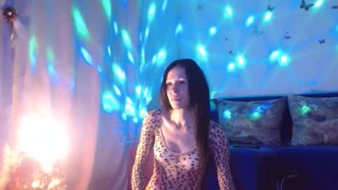 Elisa online show from 01/05/26, 08:45