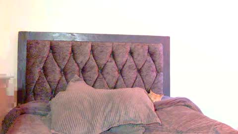 Elysey online show from 09/20/25, 08:37