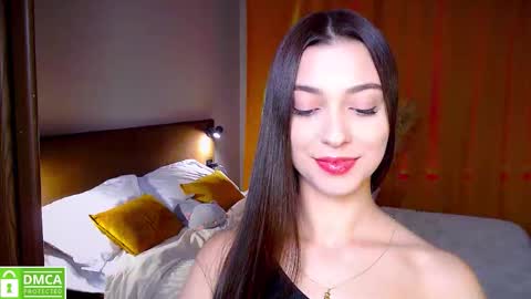 elza_rose online show from 10/29/25, 07:26