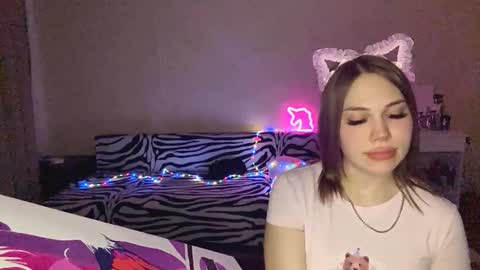 Monica online show from 03/09/26, 03:49