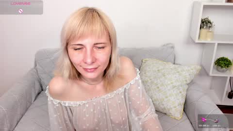 Elza online show from 04/10/26, 02:06