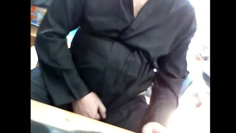 Em online show from 04/07/26, 02:39