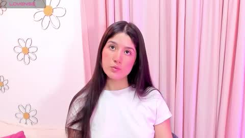 Snapshot of em_aa1 chatting on 02/16/26, 12:07 A N D R E A online show from 02/16/26, 12:07