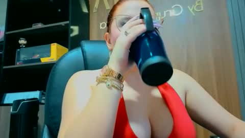 Snapshot of ema_04 chatting on 02/09/26, 02:21 Estefany Martinez Acua INSTAGRAM ema 04oficial online show from 02/09/26, 02:21