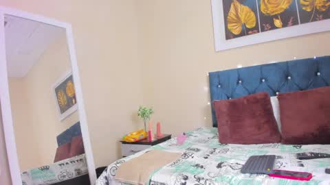 Snapshot of ema_garciaa chatting on 01/05/25, 01:58 ema garcia  online show from 01/05/25, 01:58