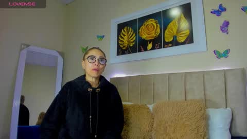 Snapshot of ema_garciaa chatting on 10/06/25, 01:19 ema garcia  online show from 10/06/25, 01:19