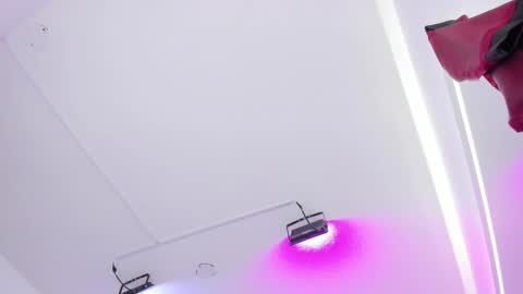 Ema louisx  online show from 01/18/25, 12:47