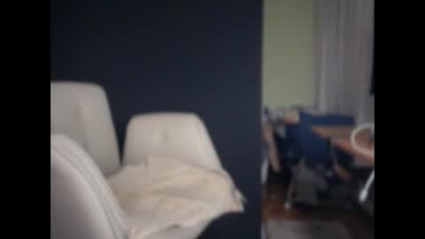 Snapshot of ema_lov3 chatting on 10/27/25, 12:47 Ema Love online show from 10/27/25, 12:47